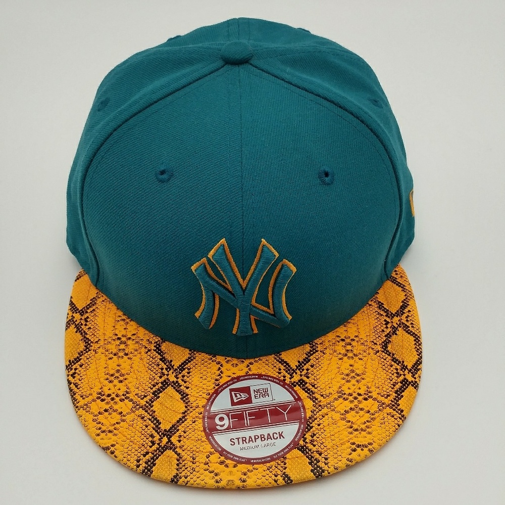 New York Yankees Official Licensed Strapback Cap